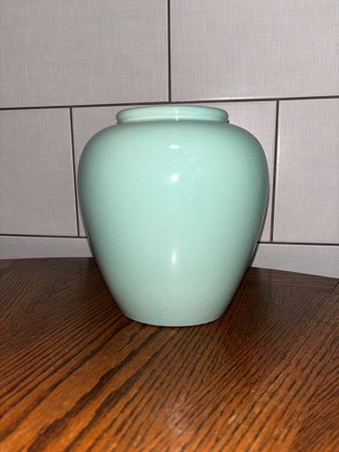 Lot #28 (1 of 8)