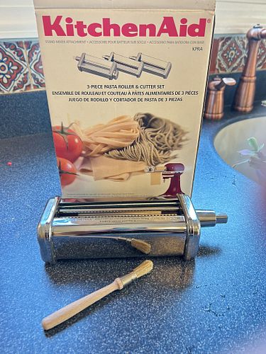 Lot #4 (1 of 4)