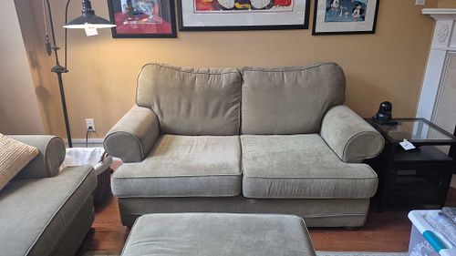 Lot #2 (1 of 8)