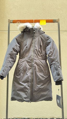 Lot #113 (1 of 4)