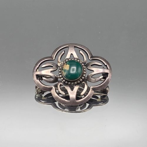 Lot #33 (1 of 4)