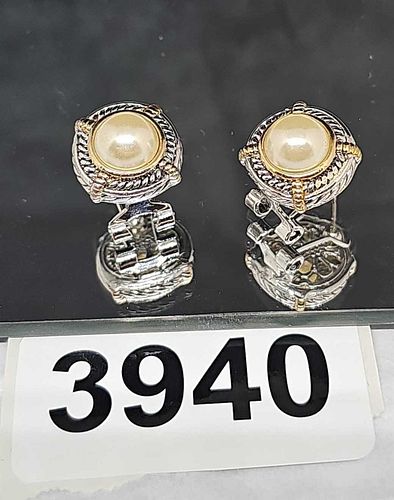 Lot #3940 (1 of 5)