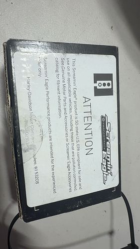 Lot #6253 (1 of 8)