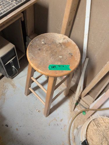 Lot #147 (1 of 4)