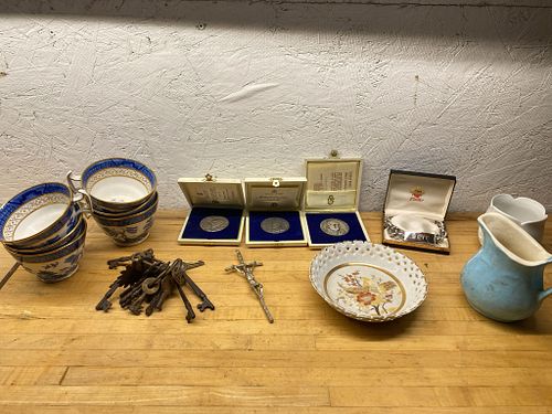Lot #46 (1 of 9)