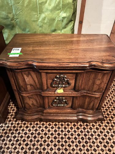 Lot #215 (1 of 8)