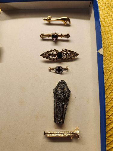 Lot #125 (1 of 8)