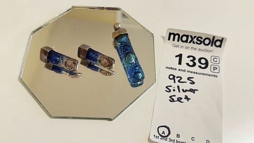 Lot #139 (1 of 6)