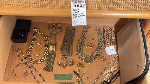 Lot #153 (1 of 22)