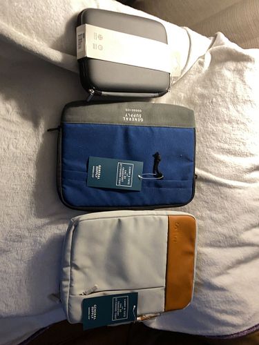 Lot #100 (1 of 7)