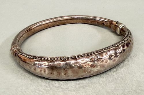 Lot #570 (1 of 4)