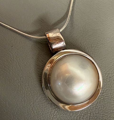 Lot #581 (1 of 7)
