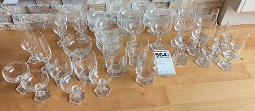 Lot #564 (1 of 11)