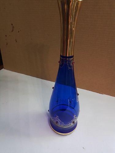 Lot #28 (1 of 8)