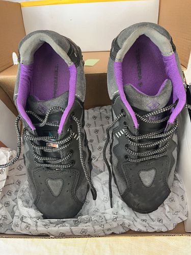 Lot #17 (1 of 4)