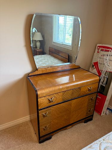 Lot #48 (1 of 5)