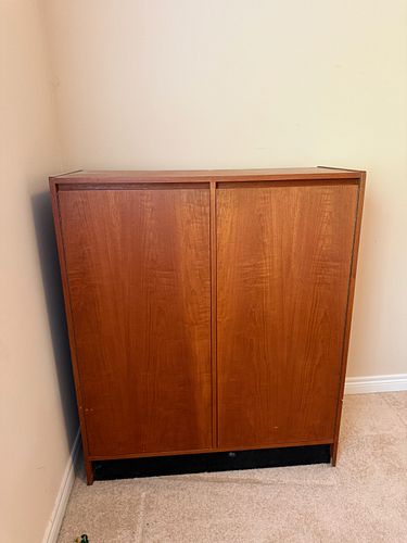 Lot #52 (1 of 8)