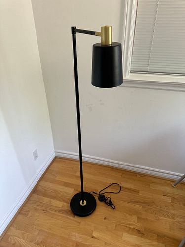 Lot #22 (1 of 7)