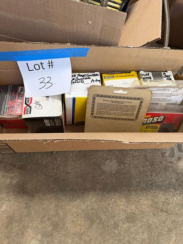 Lot #33 (1 of 4)