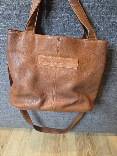Lot #14 (1 of 8)