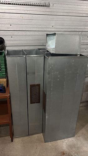 Lot #28 (1 of 8)