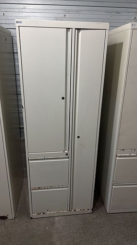 Lot #85 (1 of 6)