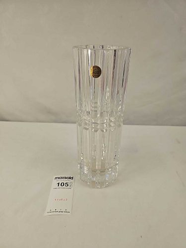 Lot #105 (1 of 7)