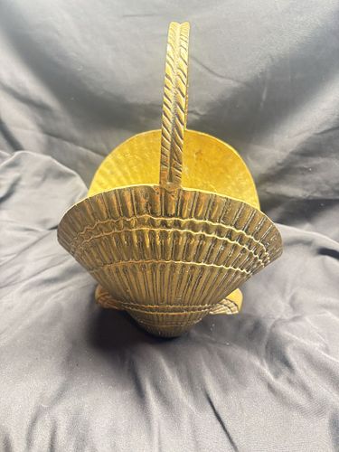 Lot #32 (1 of 4)