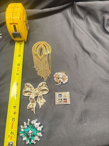 Lot #49 (1 of 8)