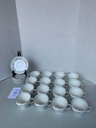 Lot #41 (1 of 11)