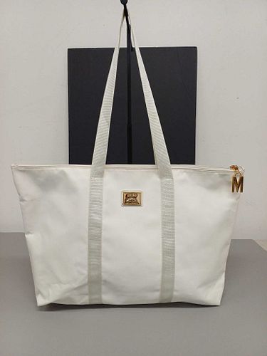 Lot #122 (1 of 13)