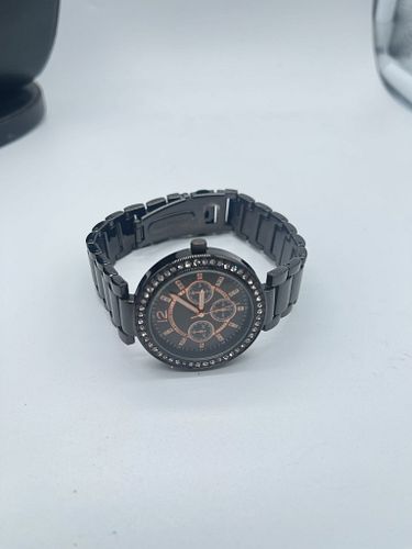 Lot #60 (1 of 5)