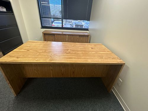 Lot #47 (1 of 7)