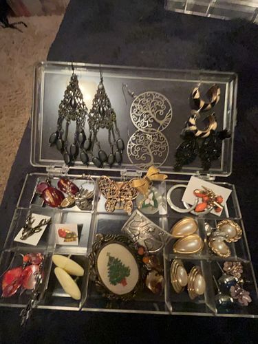 Lot #20 (1 of 16)
