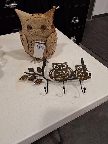 Lot #355 (1 of 4)