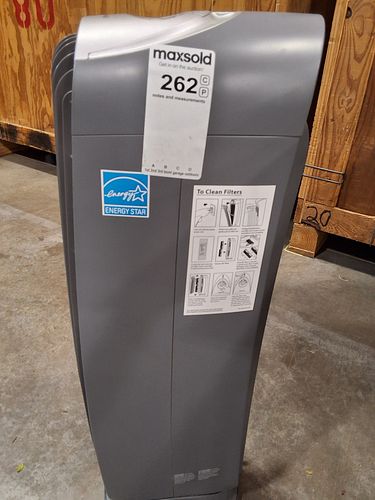 Lot #262 (1 of 4)