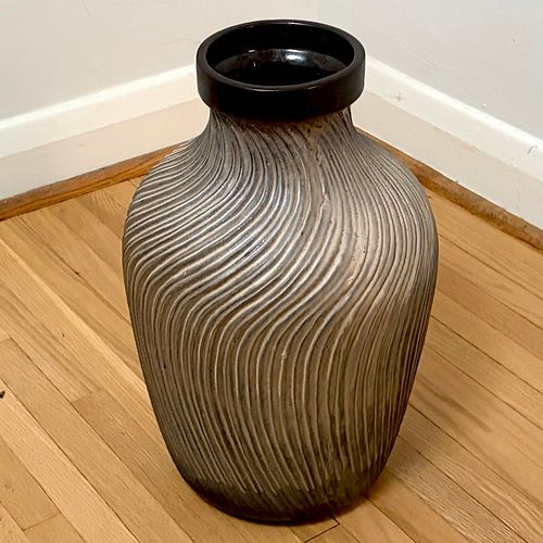 Lot #30 (1 of 6)