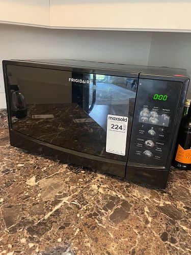 Lot #224 (1 of 11)