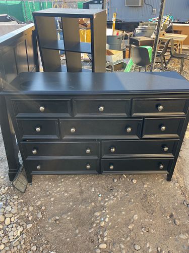 Lot #60 (1 of 7)