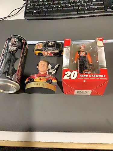 Lot #29 (1 of 9)
