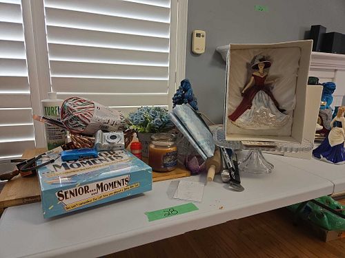 Lot #28 (1 of 7)