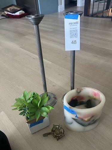 Lot #48 (1 of 9)