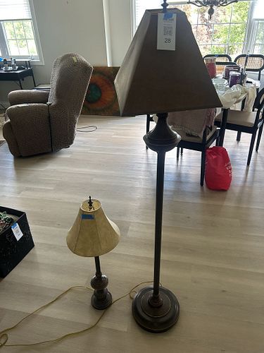 Lot #28 (1 of 8)