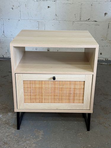 Lot #826 (1 of 4)