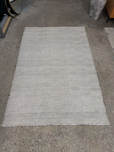 Lot #820 (1 of 5)