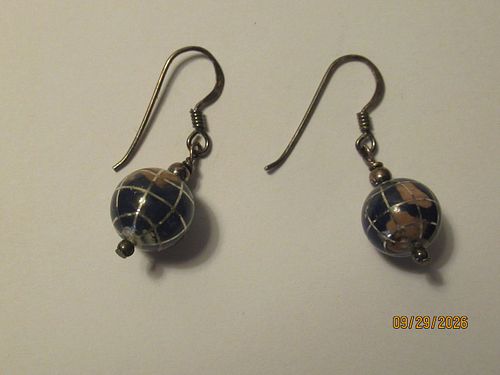 Lot #992 (1 of 4)