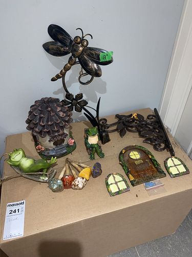 Lot #241 (1 of 9)
