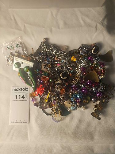 Lot #114 (1 of 4)