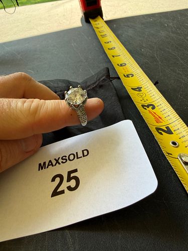 Lot #25 (1 of 6)