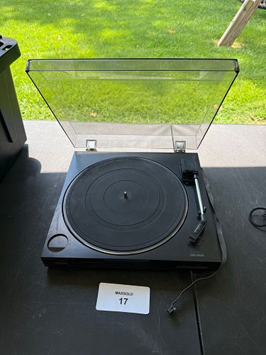 Lot #17 (1 of 4)